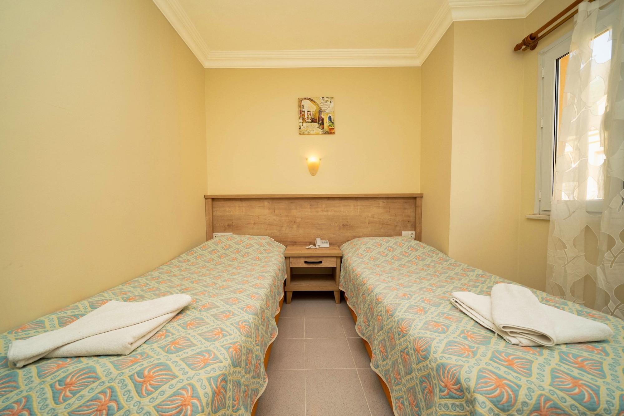 Hotel Imparator Олудениз Экстерьер фото